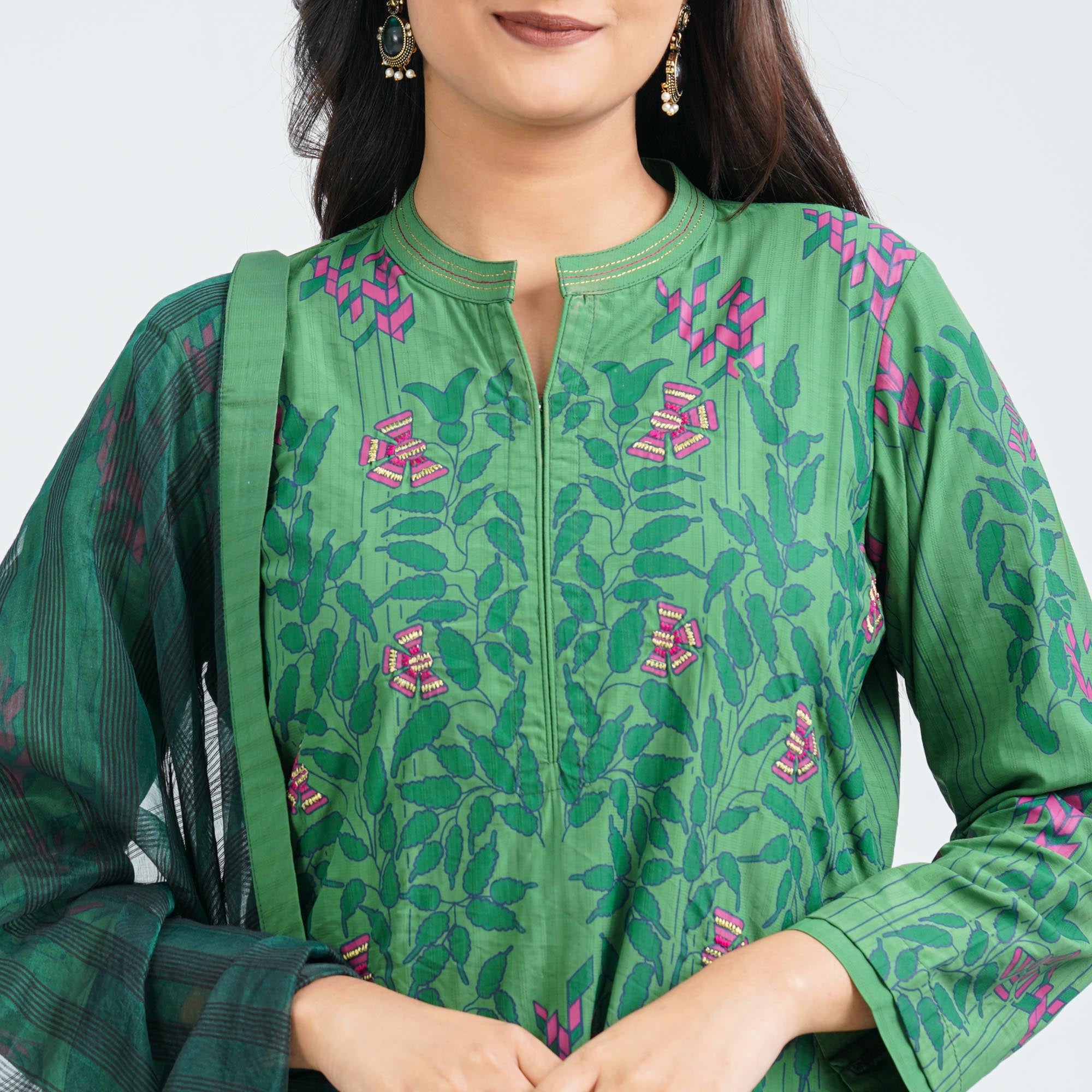Women’s Green Cotton Three Piece Set thumbnail 2