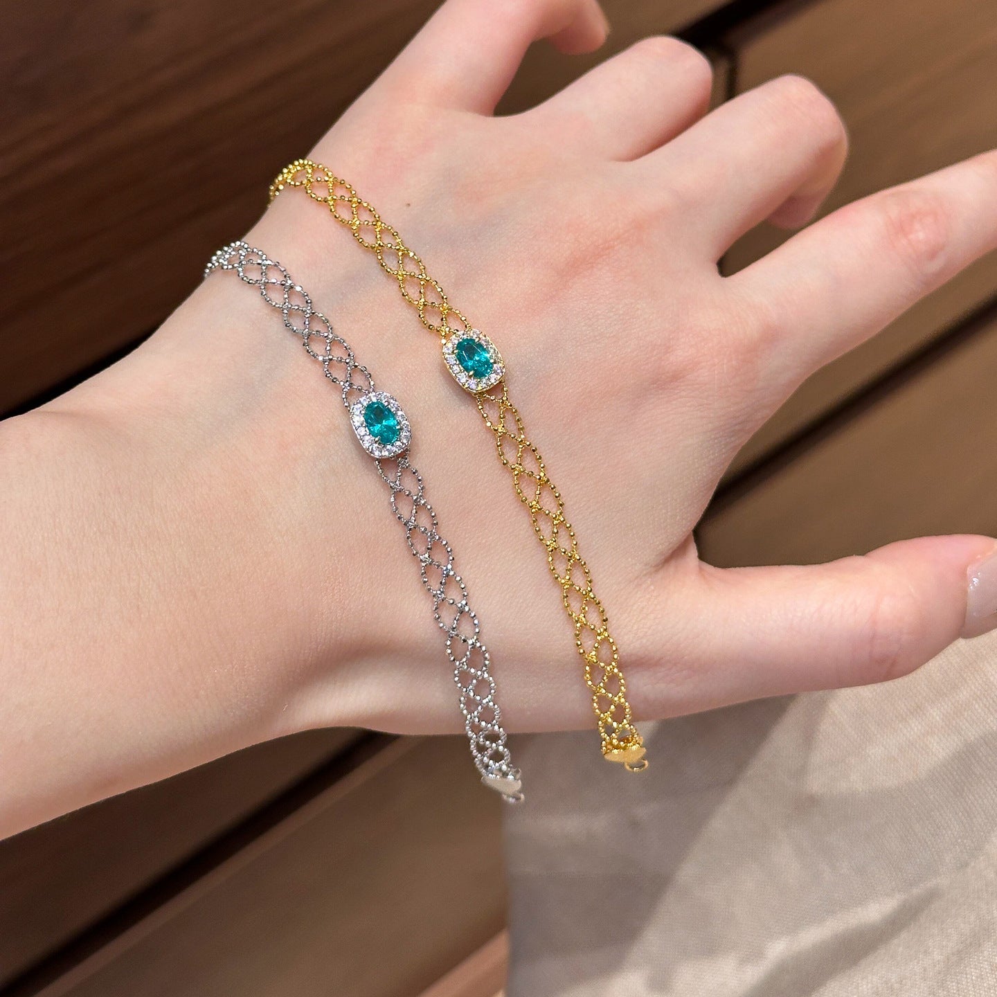 Retro Square Zirconium Geometric Pendant Copper Bracelet Luxury Style thumbnail 2